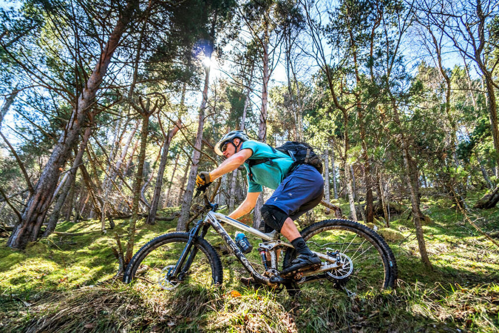 Endless Singletrack Pyrenees MTB Tour - photo 12
