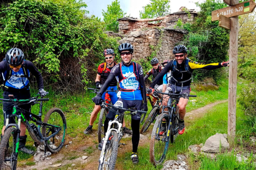 Enduro Flow Pyrenees MTB Tour - photo 11