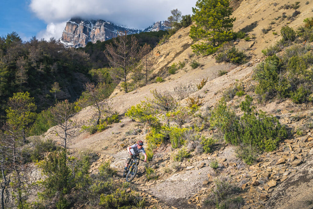 Enduro Flow Pyrenees MTB Tour - photo 4