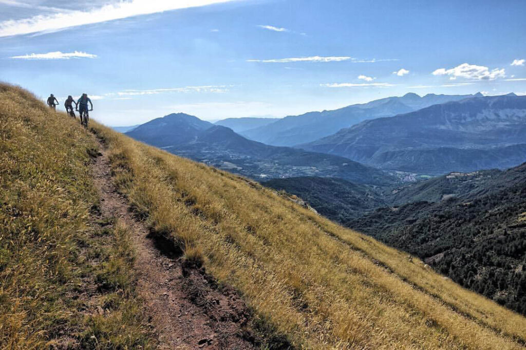 Enduro Flow Pyrenees MTB Tour - photo 6