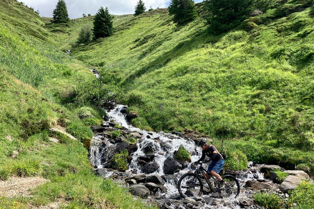 Hautes-Pyrenees MTB Tour - photo 5